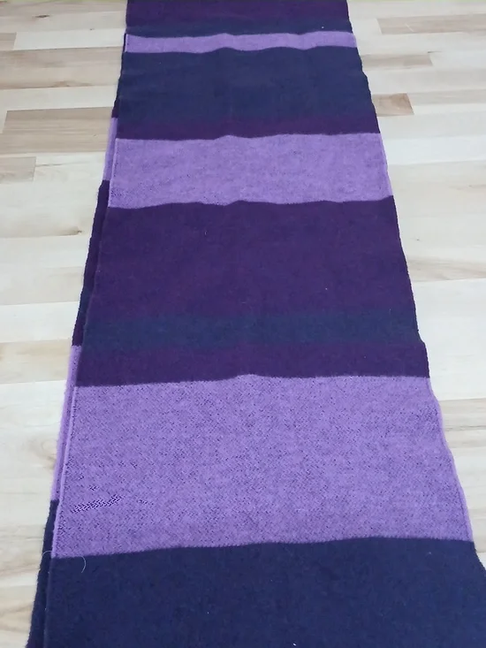 Burberry Wool Cashmere Blend Purple Striped Fringe Scarf - Picture 6 of 7